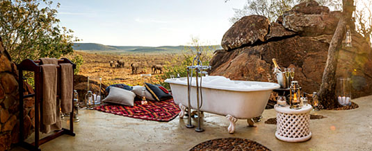 Madikwe Hills Private Game Lodge - Madikwe Game Reserve - Outside Honeymoon Bathroom