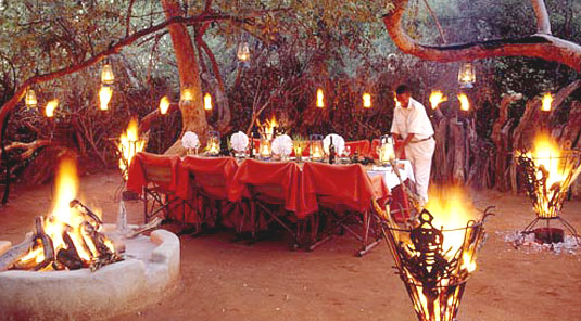 Makanyane Safari Lodge - Madikwe Game Reserve - Boma Dining