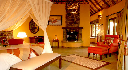 Motswiri Safari Lodge - Luxury Bush Villa - Madikwe Game Reserve
